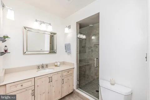 a view of a tennis court