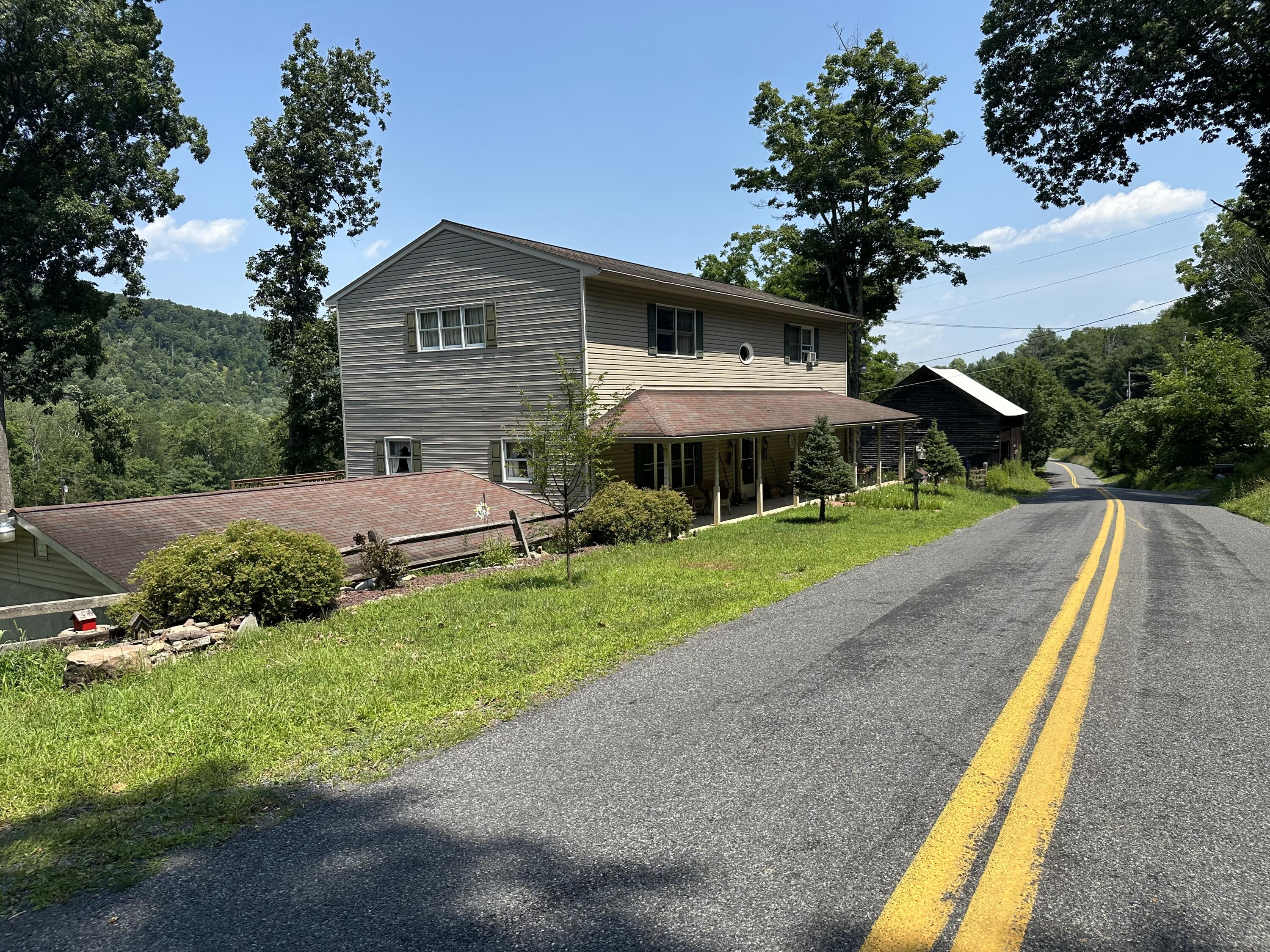 737 Lower Cherry Valley Road Stroudsburg, PA 18360 - Photo 2 of 40 FRONT VIEW 2
