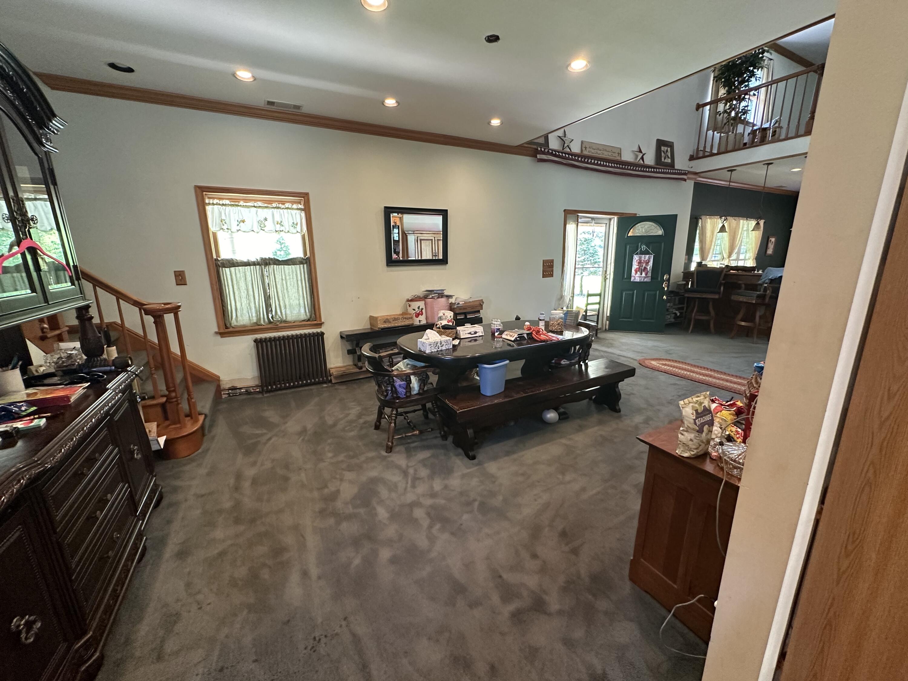737 Lower Cherry Valley Road Stroudsburg, PA 18360 - Photo 6 of 40 LIV. RM. VIEW 4