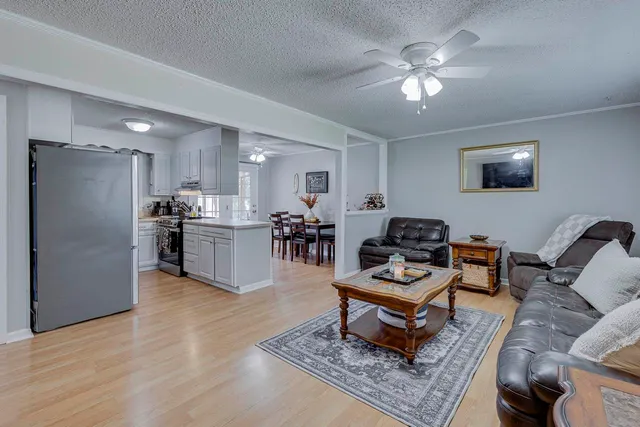 $285,000 | 18 Sunrise Drive, Taylors, SC 29687