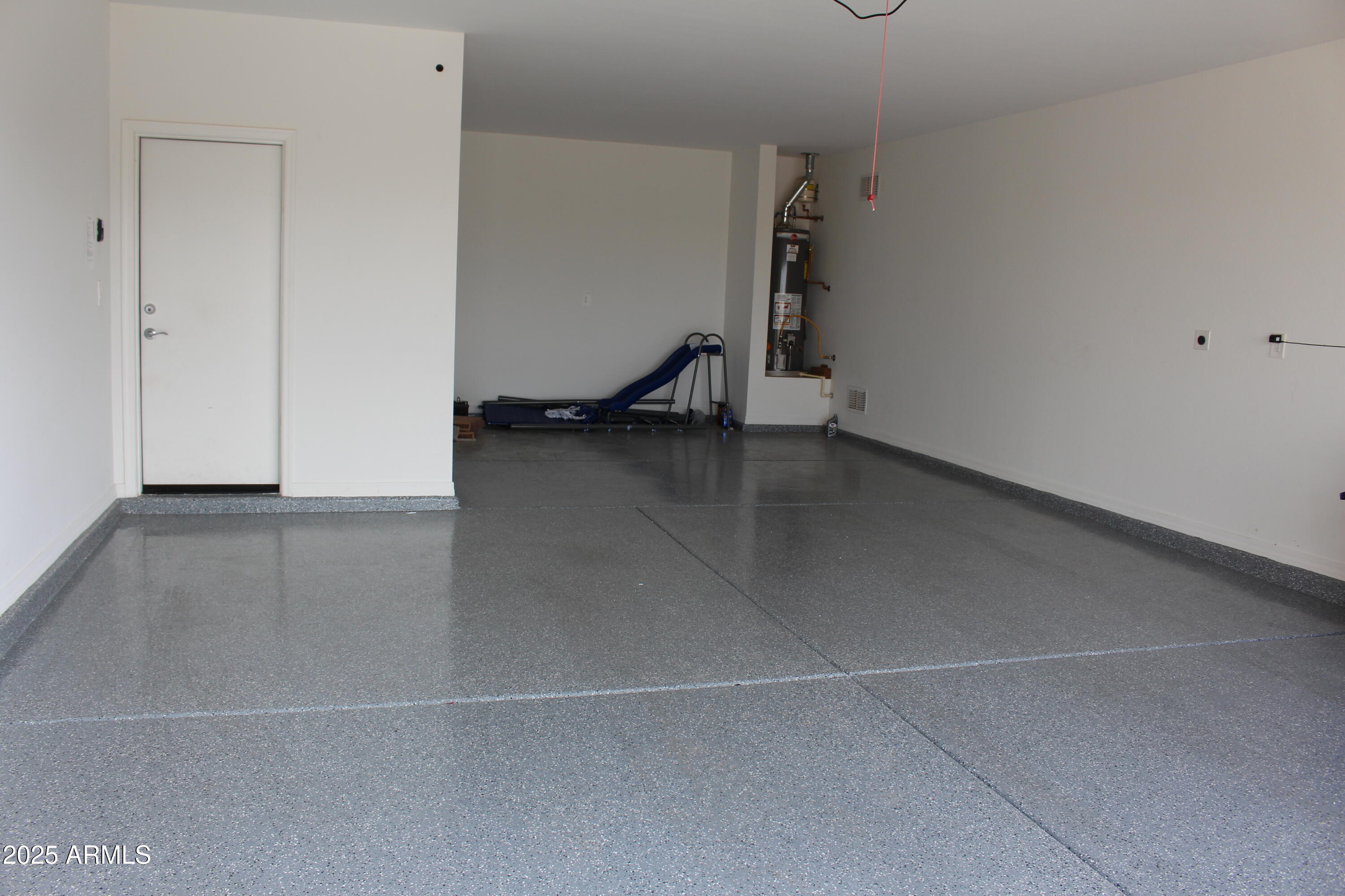 10805 West Levi Drive Tolleson, AZ 85353 - Photo 20 of 21 a view of a room with gym equipment