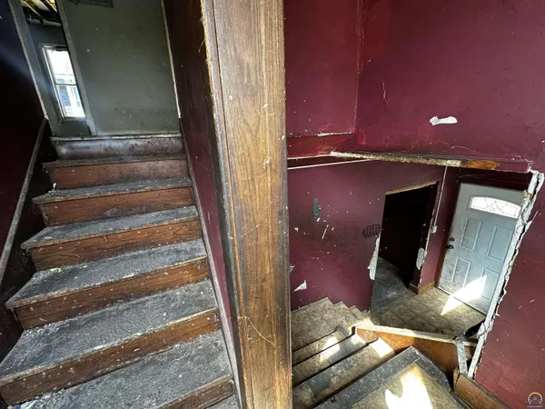 $60,000 | 1315 Southwest 11th Street, Topeka, KS 66604