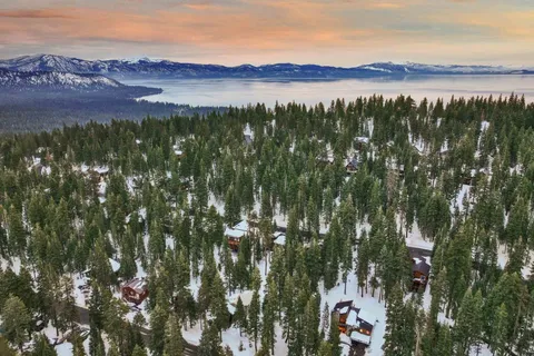$1,525,000 | 1141 Regency Way, Tahoe Vista, CA 96148