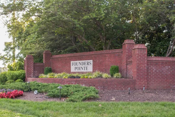 $975,000 | 401 Founders Pointe Boulevard, Franklin, TN 37064