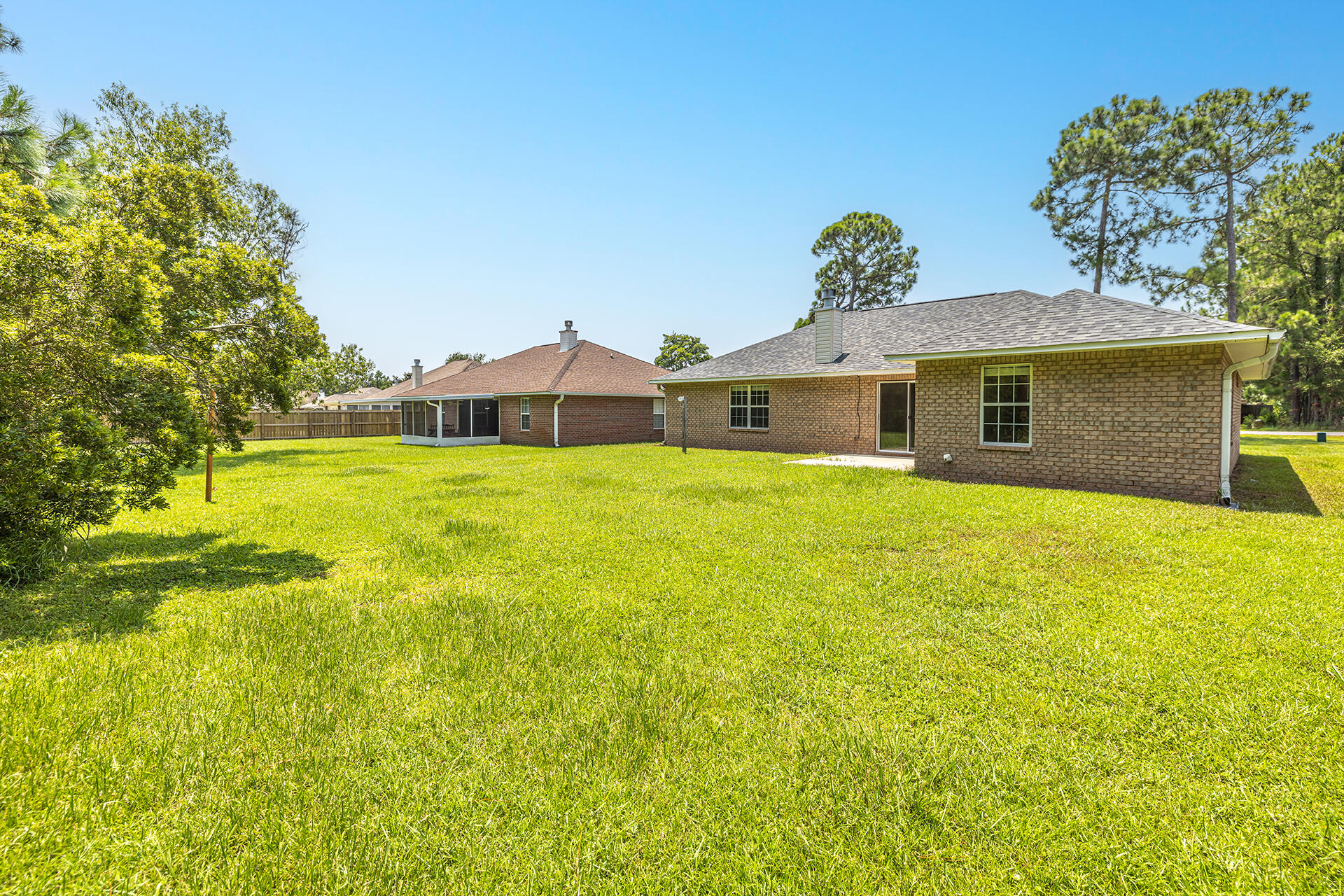 1776 Shellfish Drive Navarre, FL 32566 - Photo 30 of 32 09