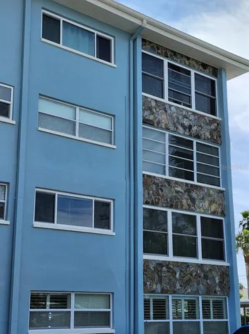 $339,000 | 300 64th Avenue, Unit 426, St. Pete Beach, FL 33706