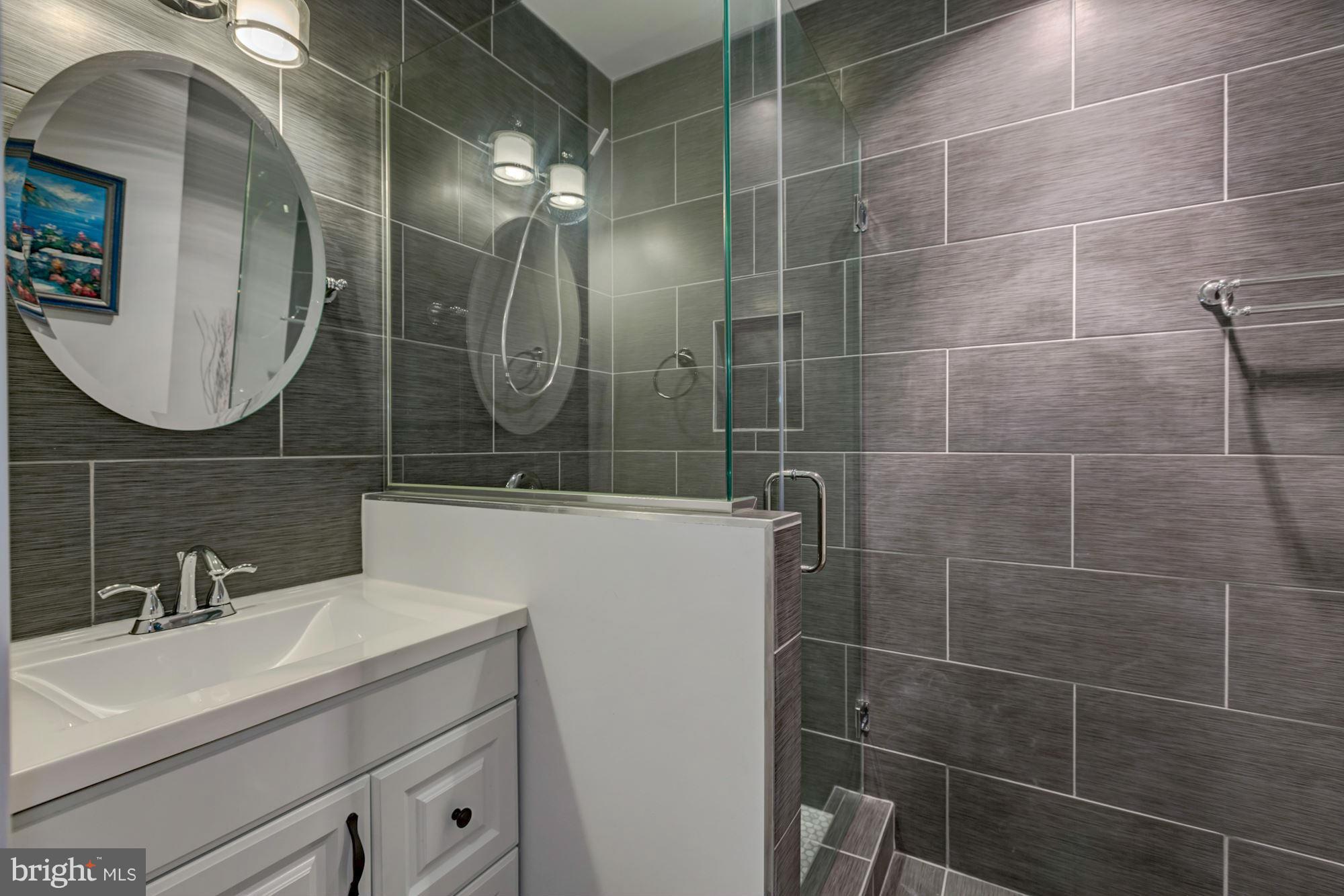 7131 Alger Road Falls Church, VA 22042 - Photo 27 of 29 Bath