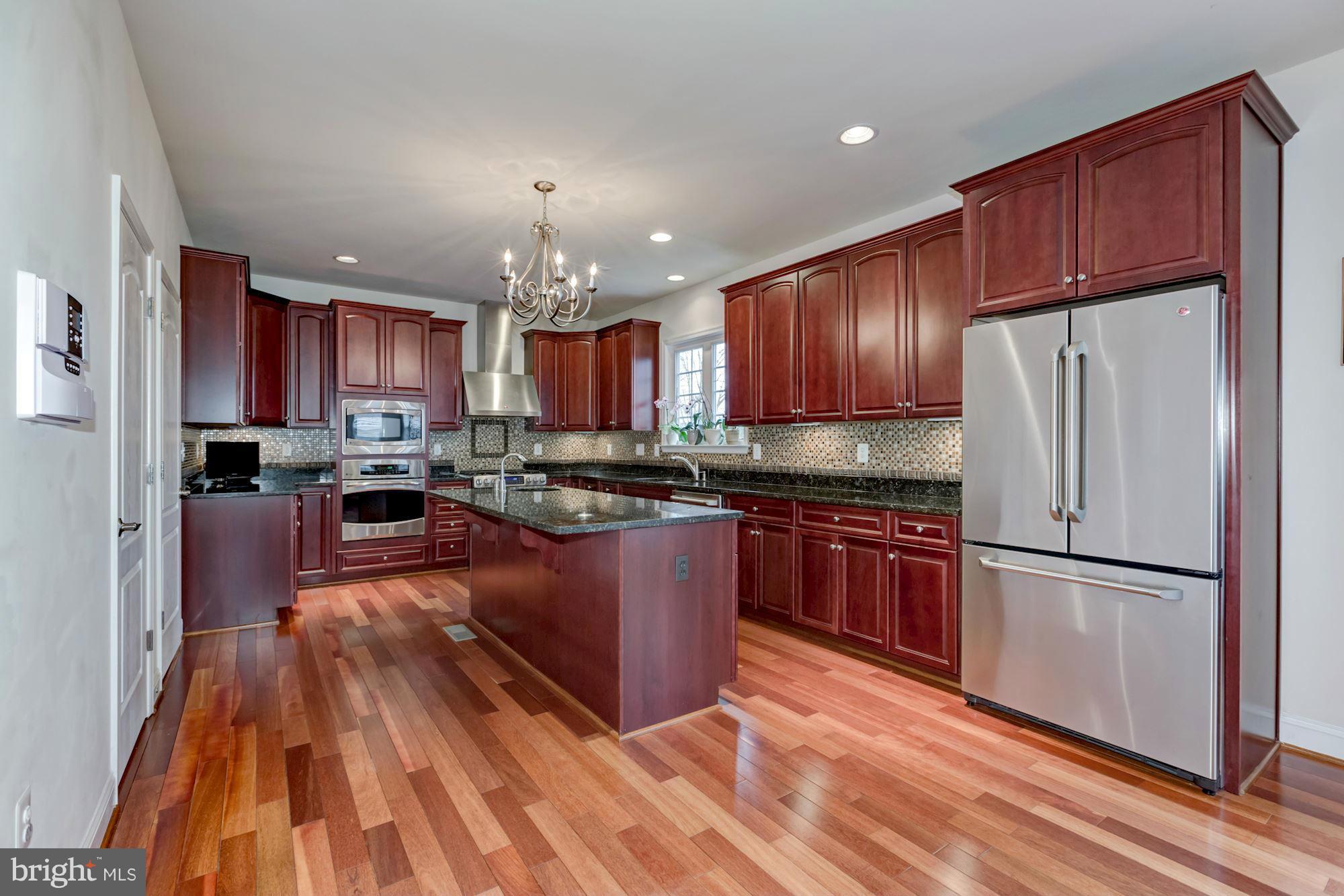 7131 Alger Road Falls Church, VA 22042 - Photo 6 of 29 Kitchen