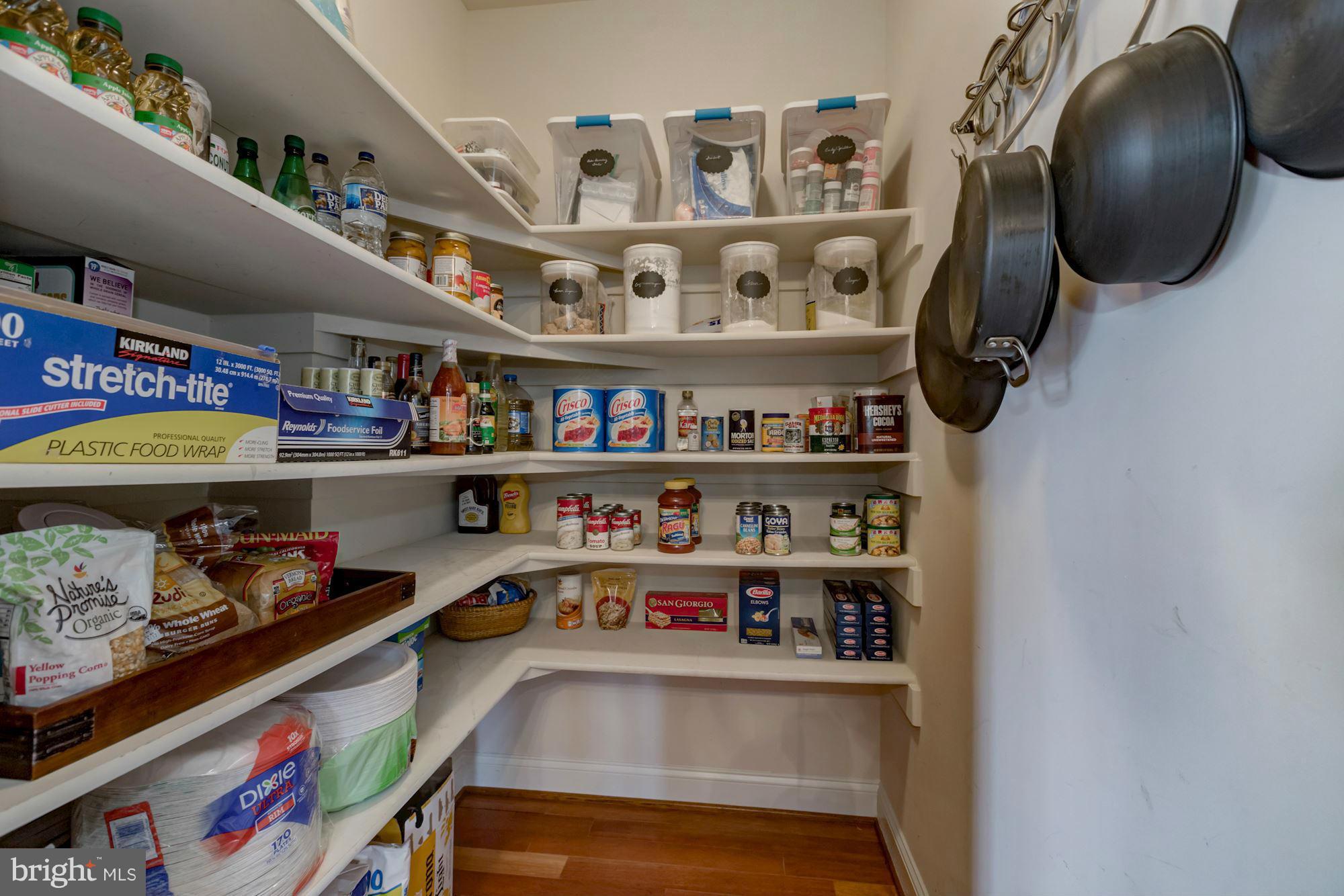 7131 Alger Road Falls Church, VA 22042 - Photo 8 of 29 Kitchen
