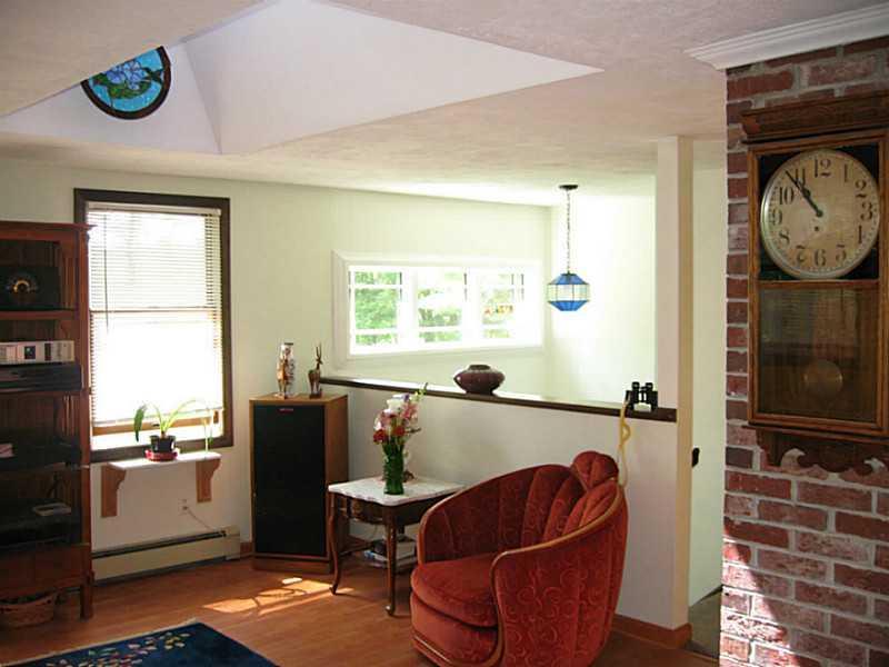 207 Chute Road Windham, ME 04062 - Photo 10 of 18 Living Room.