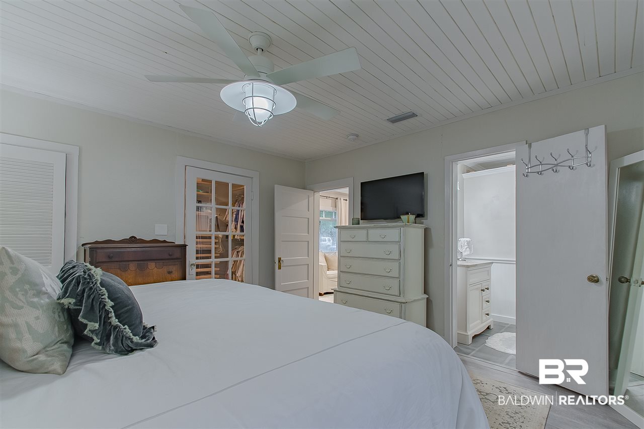 409 Azalea Street Fairhope, AL 36532 - Photo 19 of 39