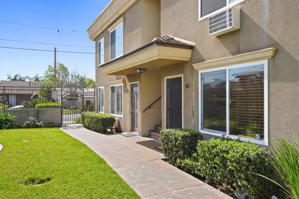 $405,000 | 792 Avocado Avenue, Unit 25, El Cajon, CA 92020