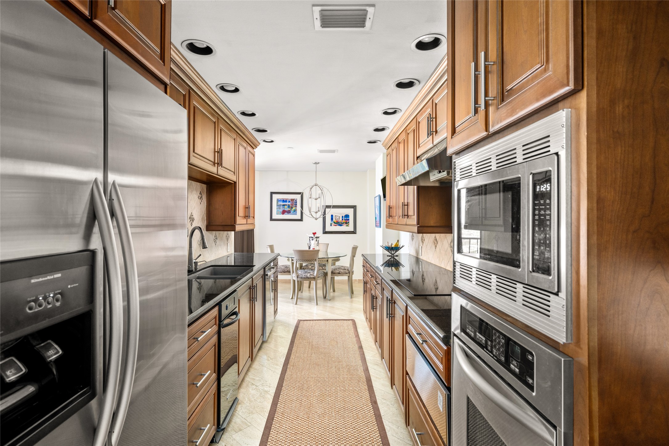 3350 McCue Road, Unit 2402 Houston, TX 77056 - Photo 19 of 48