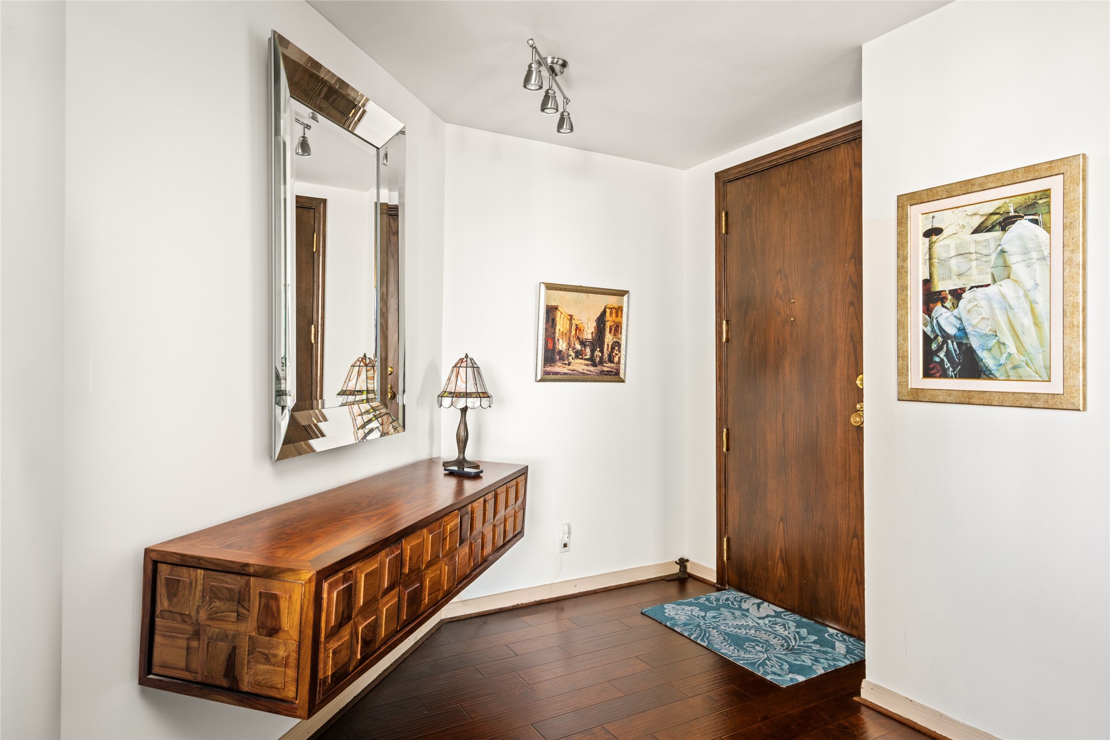 3350 McCue Road, Unit 2402 Houston, TX 77056 - Photo 2 of 48