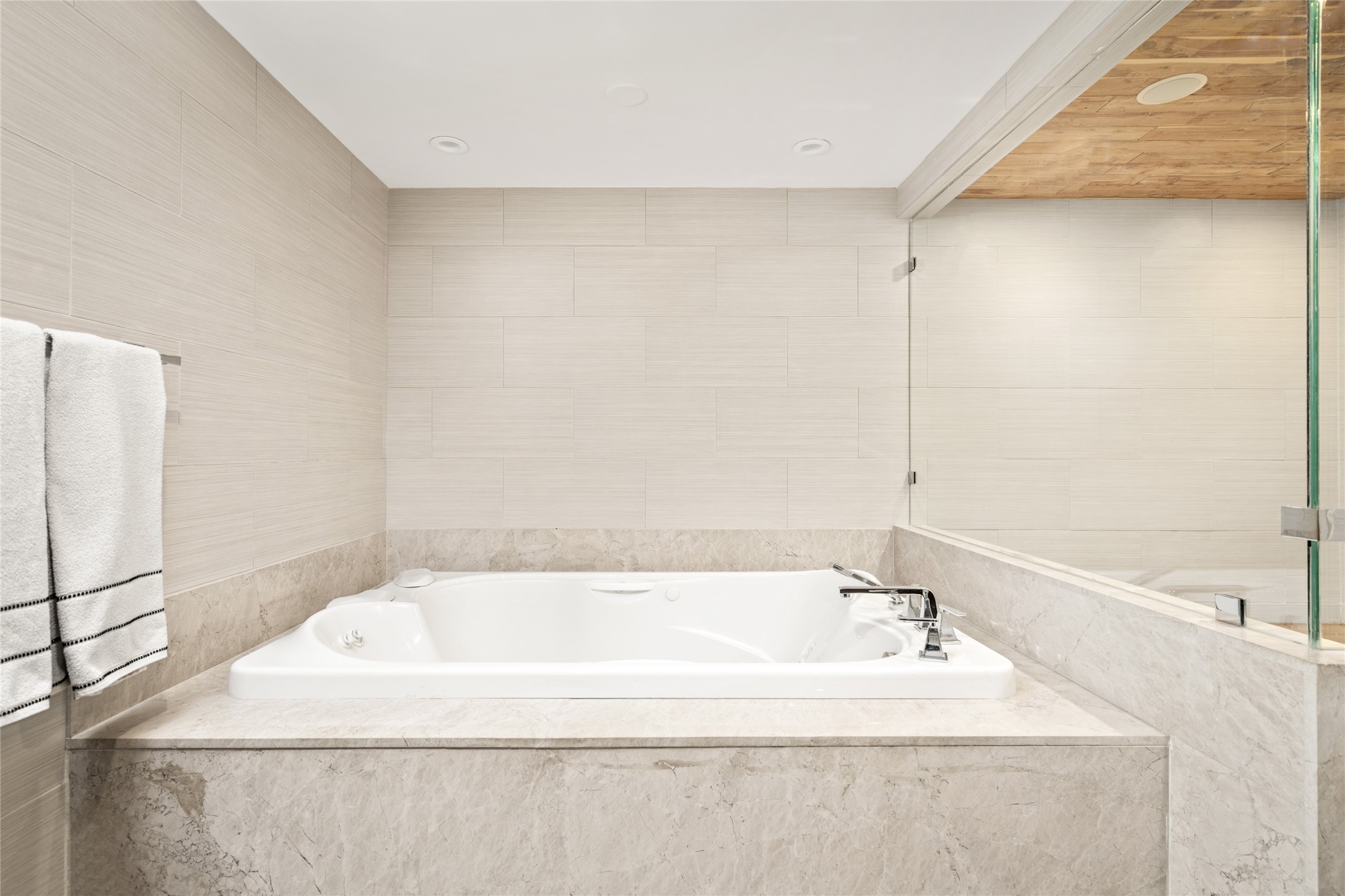 3350 McCue Road, Unit 2402 Houston, TX 77056 - Photo 42 of 48