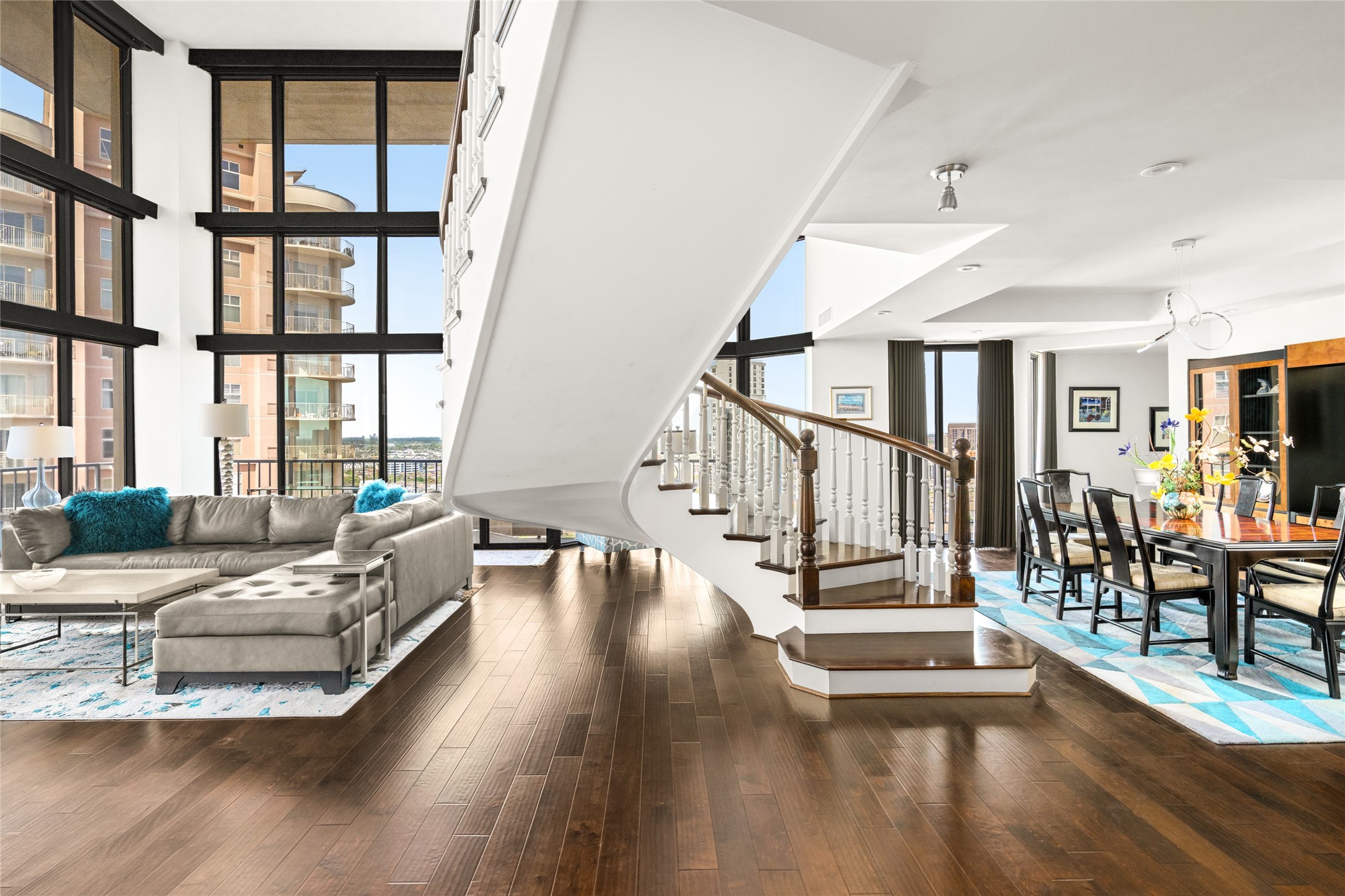 3350 McCue Road, Unit 2402 Houston, TX 77056 - Photo 8 of 48