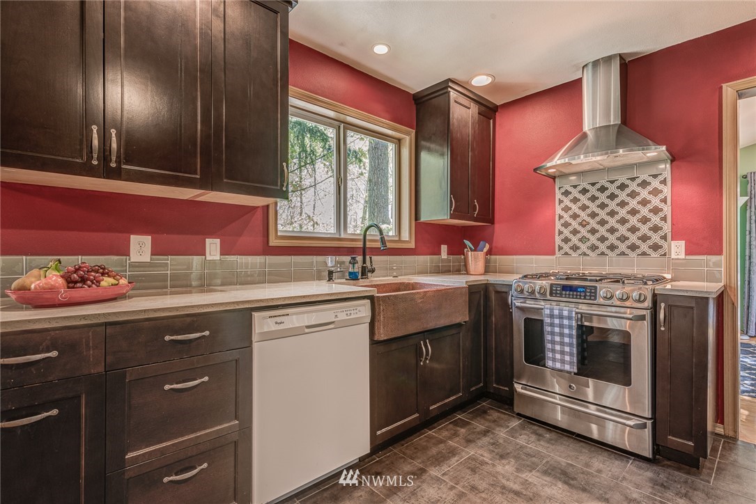 14816 104th Avenue Northeast Bothell, WA 98011 - Photo 11 of 30 Gallery Image 11