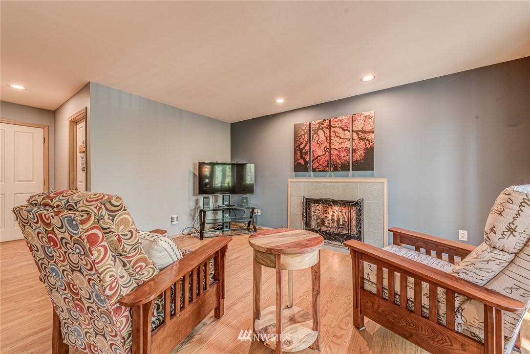 14816 104th Avenue Northeast Bothell, WA 98011 - Photo 16 of 30 Gallery Image 16