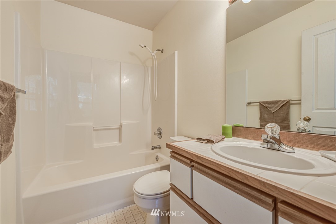 14816 104th Avenue Northeast Bothell, WA 98011 - Photo 28 of 30 Gallery Image 28