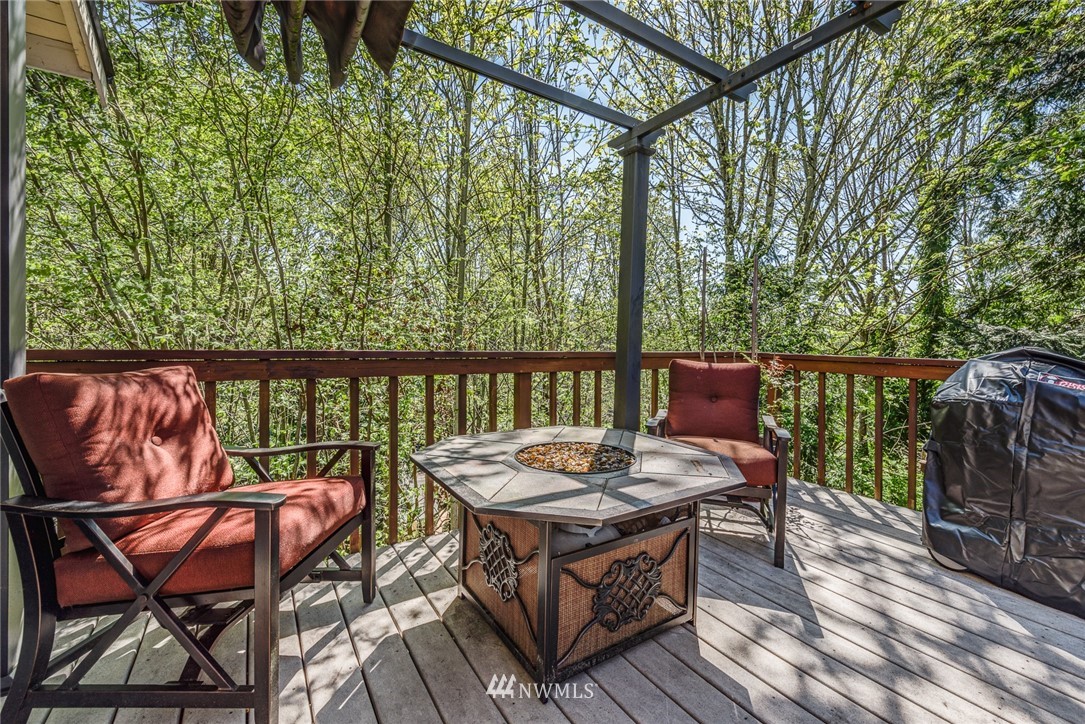 14816 104th Avenue Northeast Bothell, WA 98011 - Photo 7 of 30 Gallery Image 7