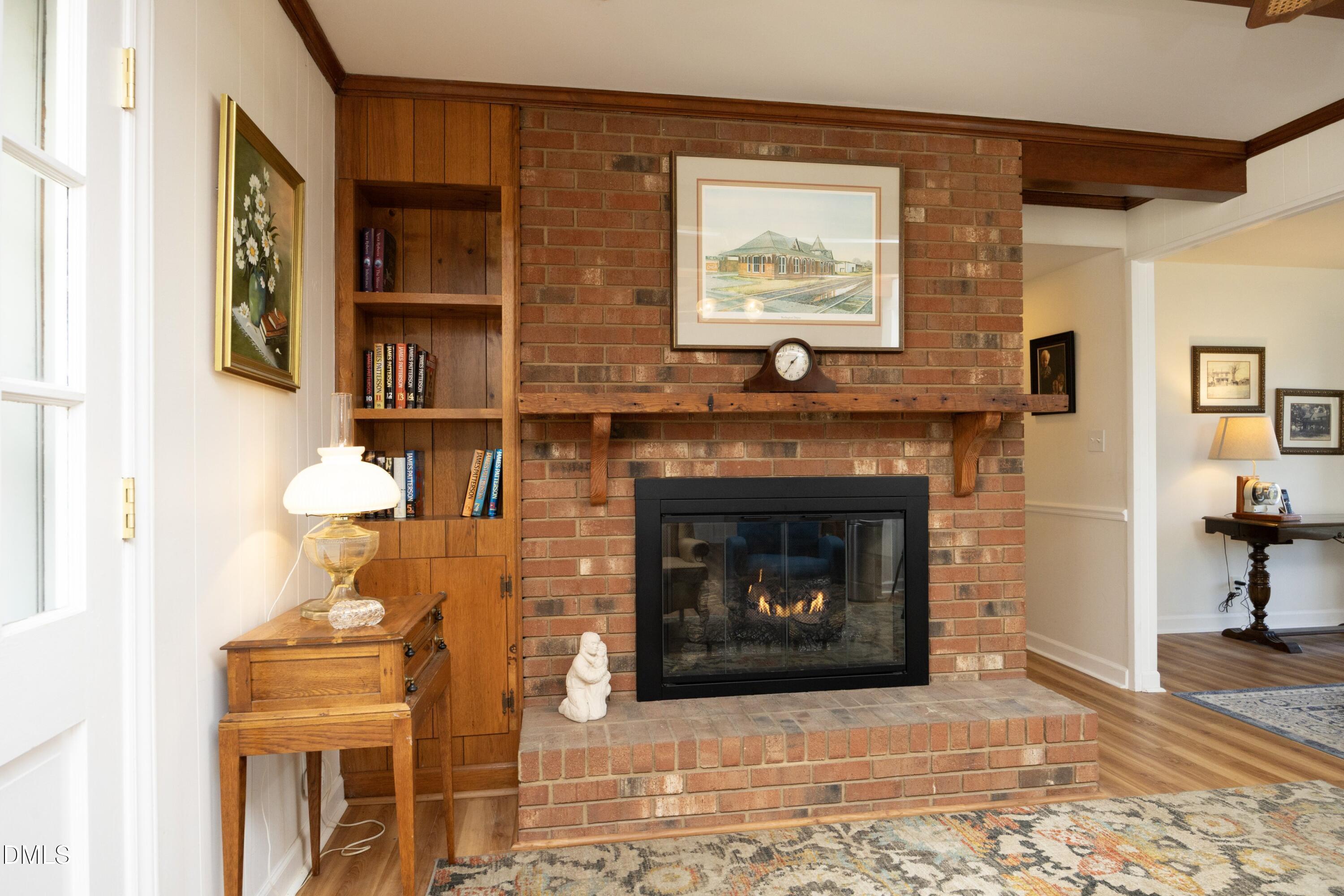 1067 McCray Road Burlington, NC 27217 - Photo 15 of 44 16Fireplace