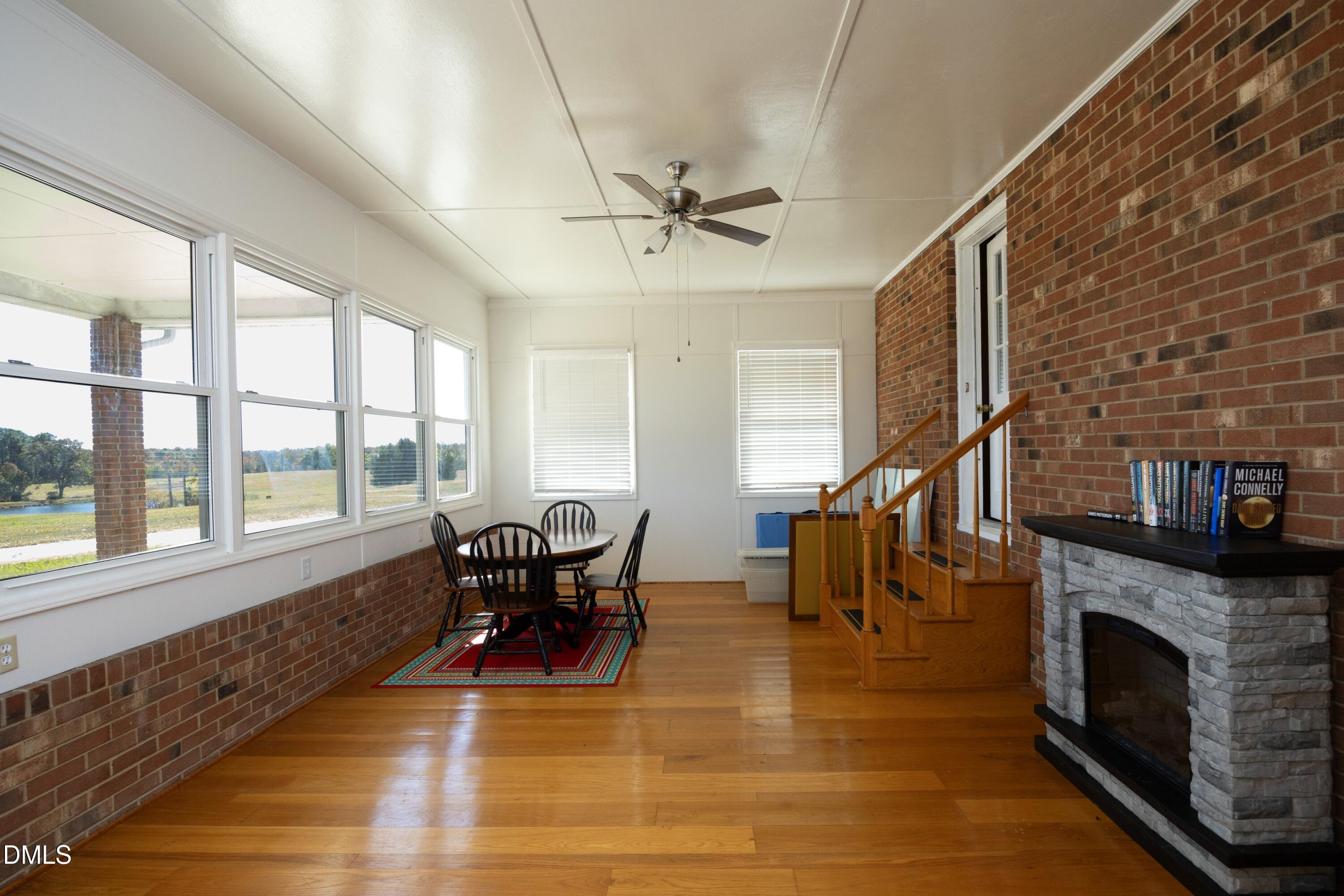 1067 McCray Road Burlington, NC 27217 - Photo 22 of 44 24Sunroom