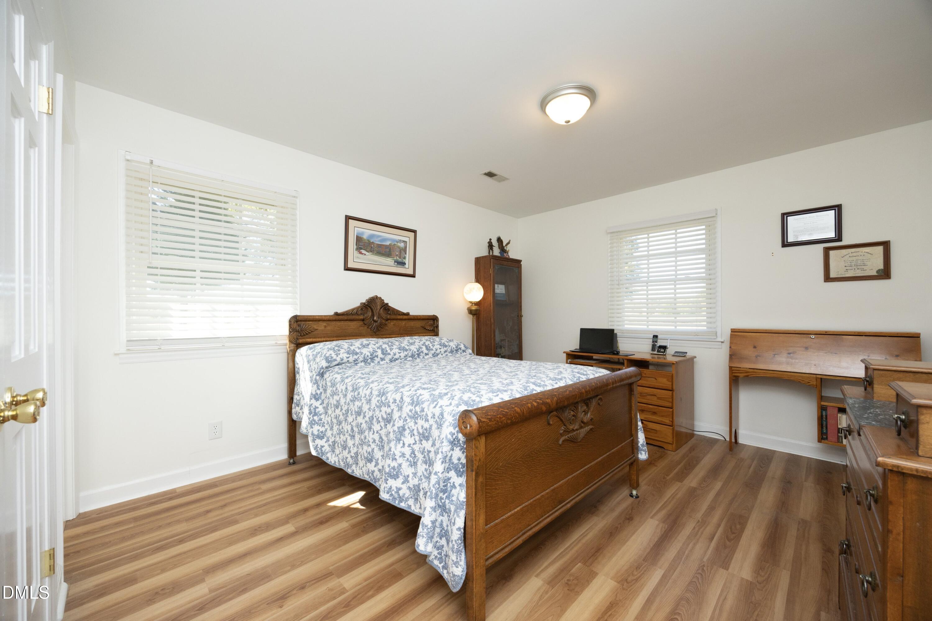 1067 McCray Road Burlington, NC 27217 - Photo 24 of 44 26PrimaryBedroom