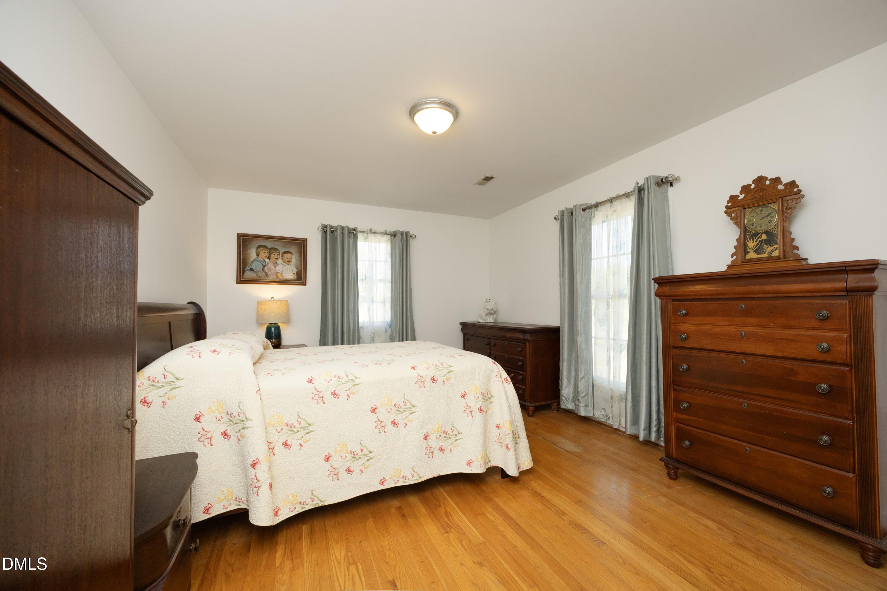 1067 McCray Road Burlington, NC 27217 - Photo 27 of 44 29Bedroom2