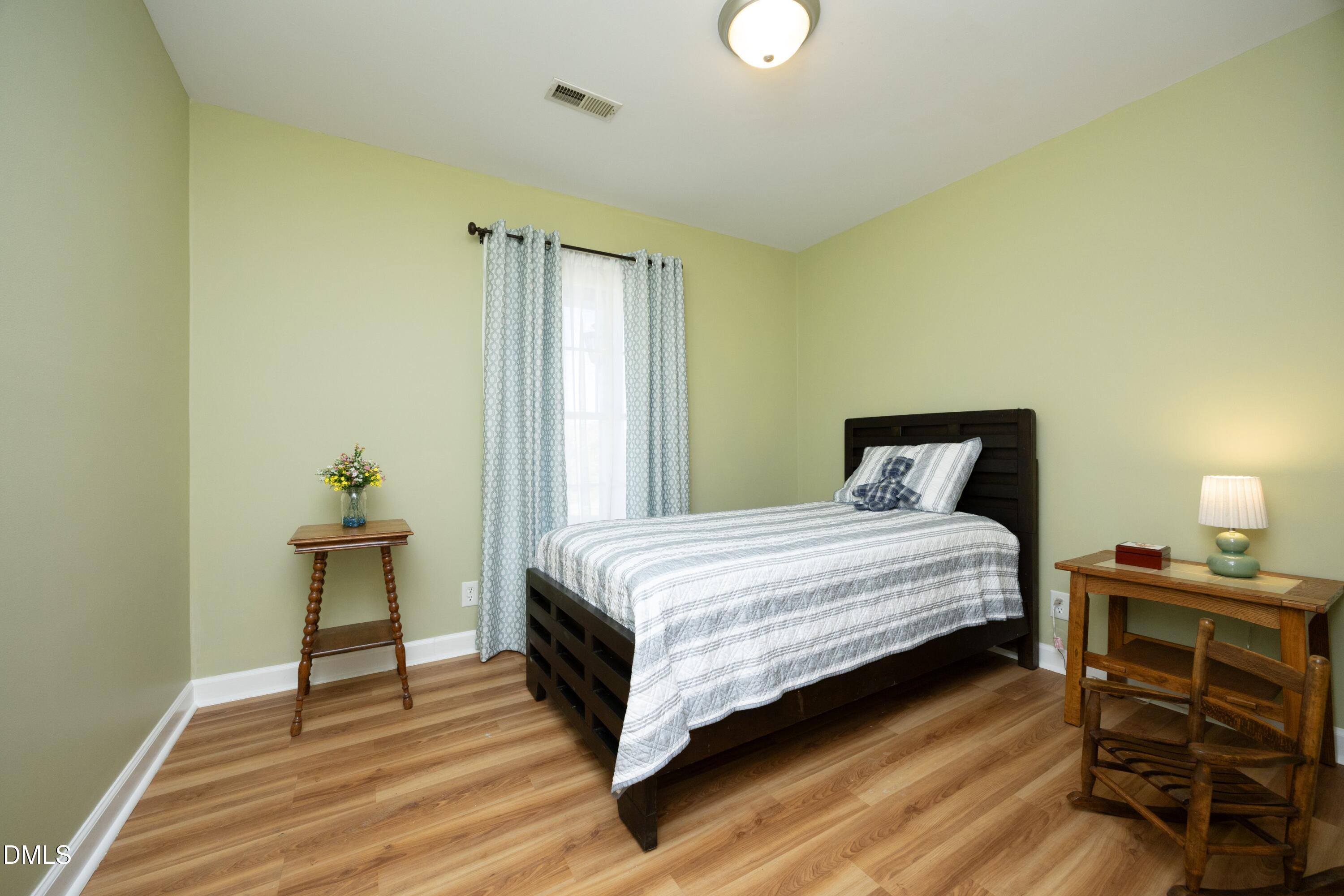 1067 McCray Road Burlington, NC 27217 - Photo 28 of 44 30Bedroom3