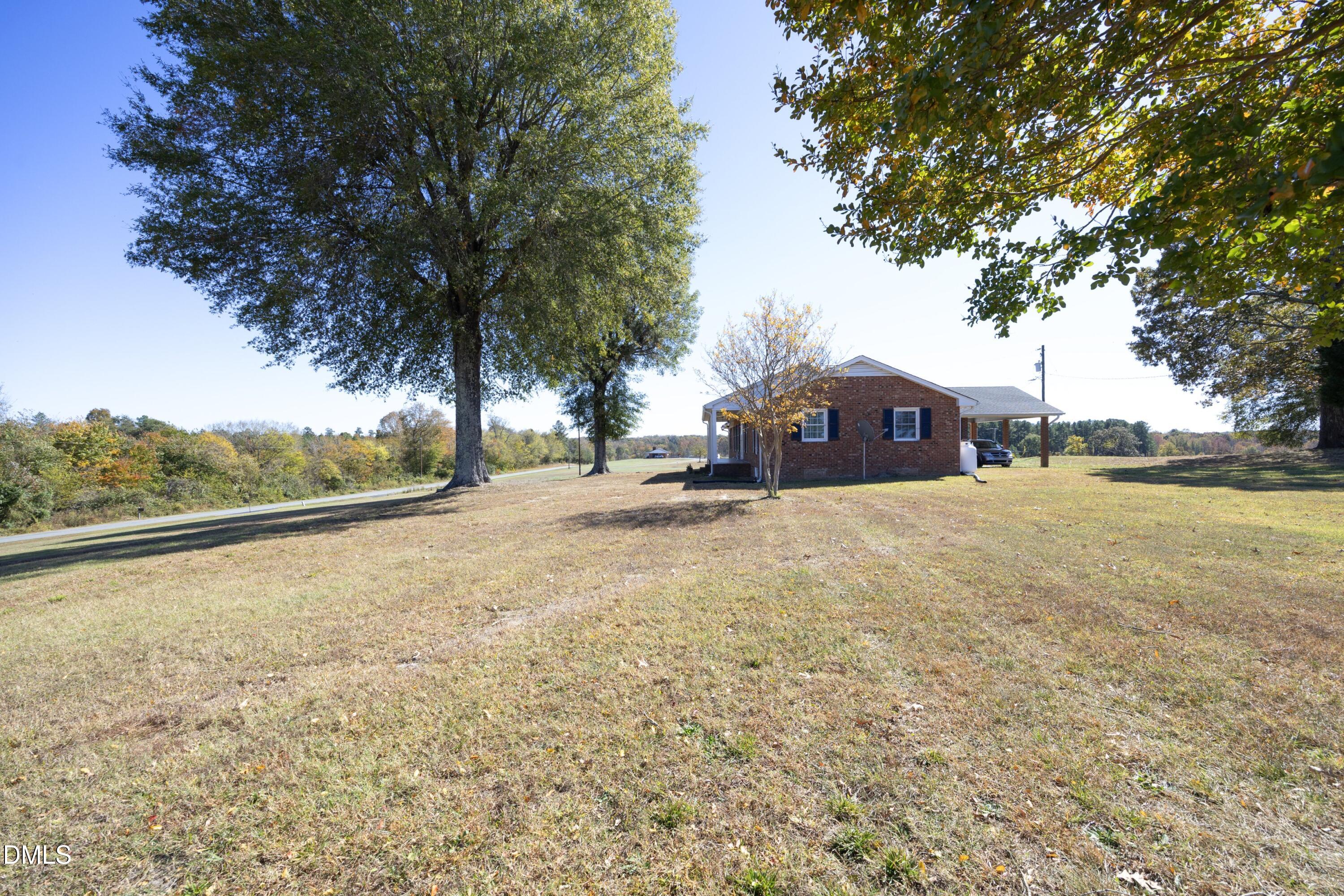 1067 McCray Road Burlington, NC 27217 - Photo 3 of 44 03SideExterior