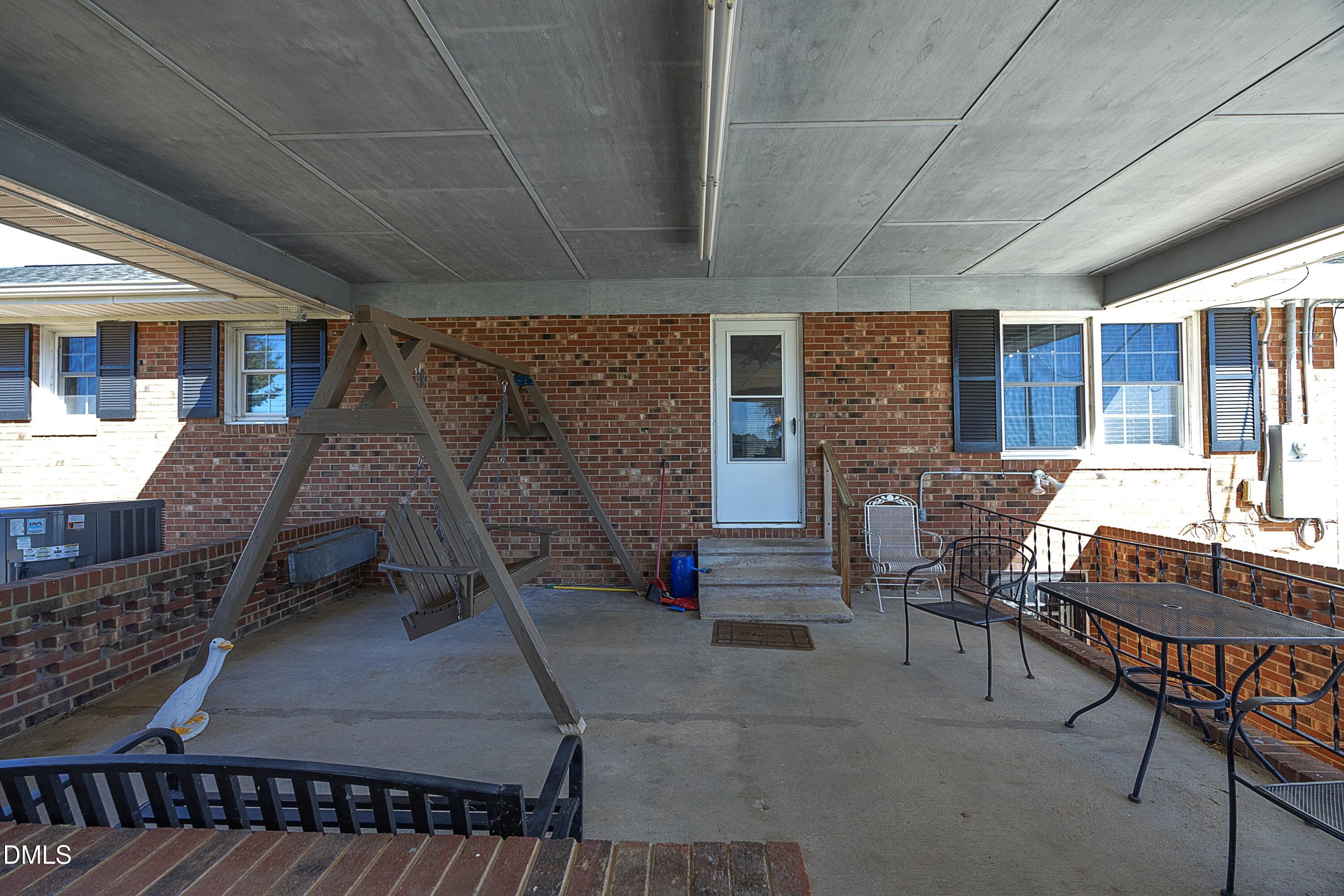 1067 McCray Road Burlington, NC 27217 - Photo 38 of 44 41CoveredPatio