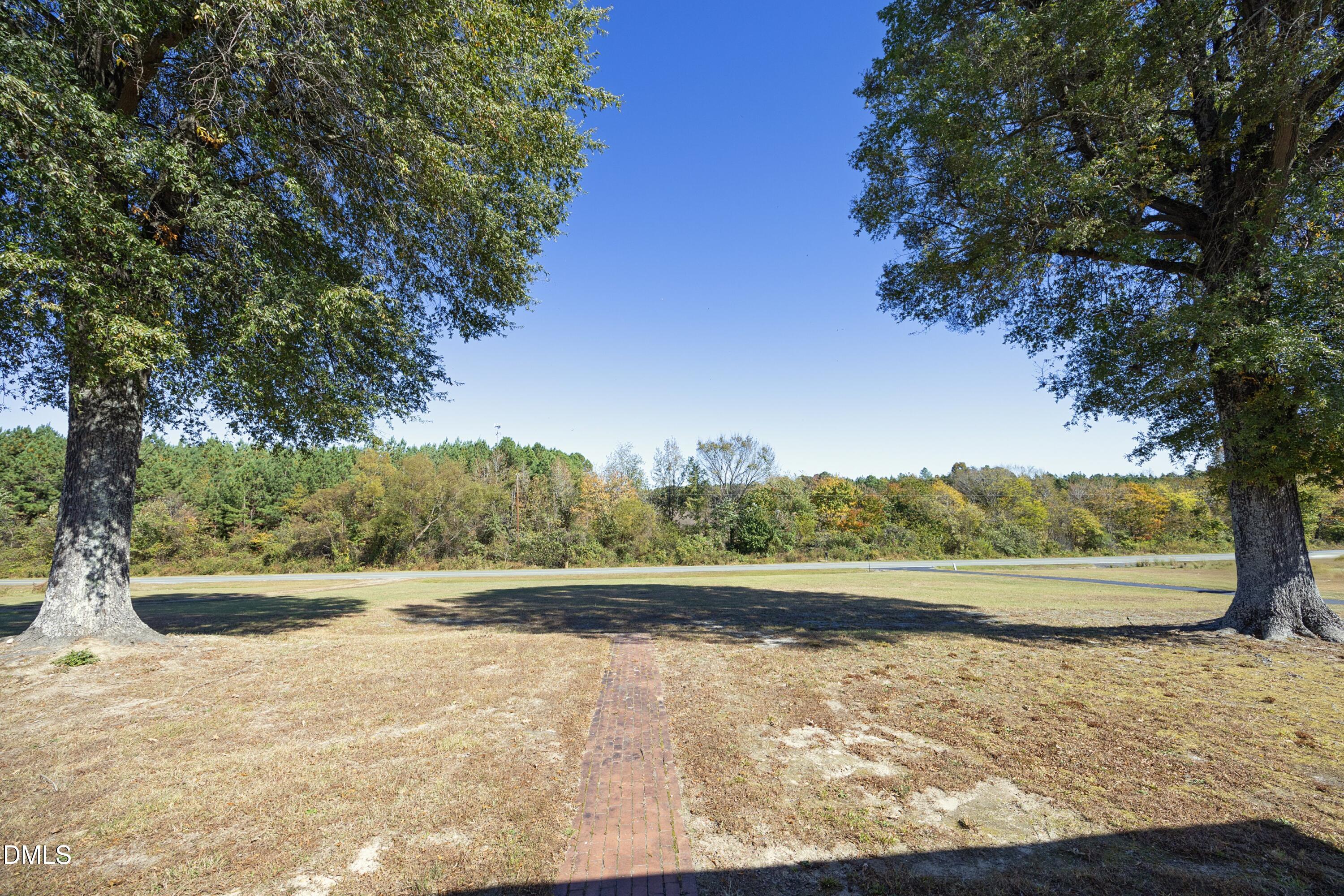 1067 McCray Road Burlington, NC 27217 - Photo 6 of 44 07FrontYard