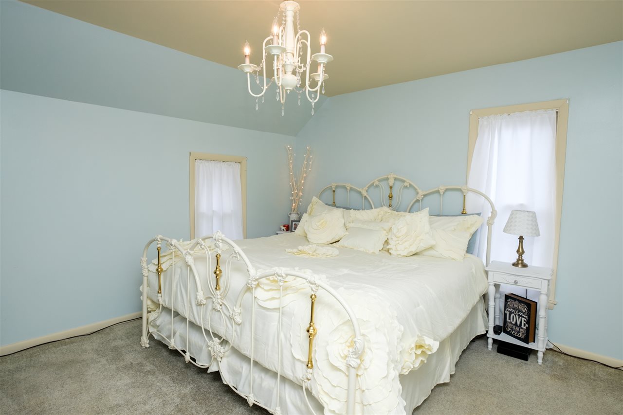 1012 Ridgewood Road Rockford, IL 61107 - Photo 12 of 22 Gallery Image 12