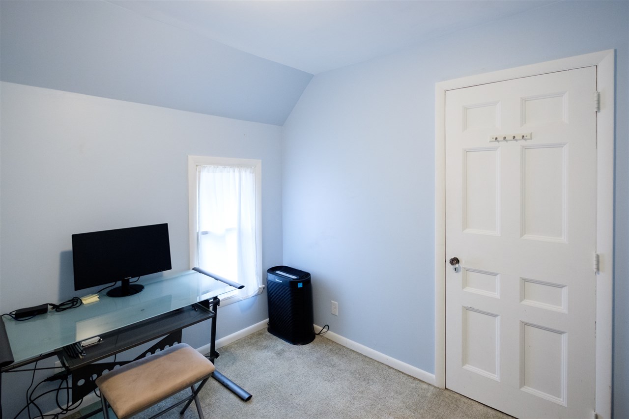 1012 Ridgewood Road Rockford, IL 61107 - Photo 14 of 22 Gallery Image 14