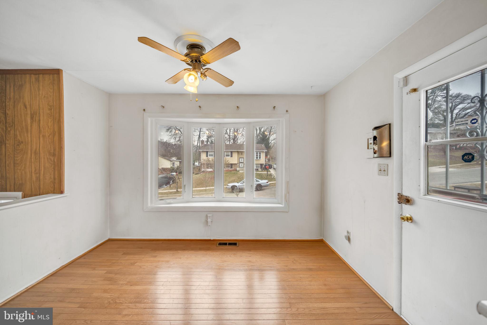 4554 Kinmount Road Lanham, MD 20706 - Photo 12 of 42