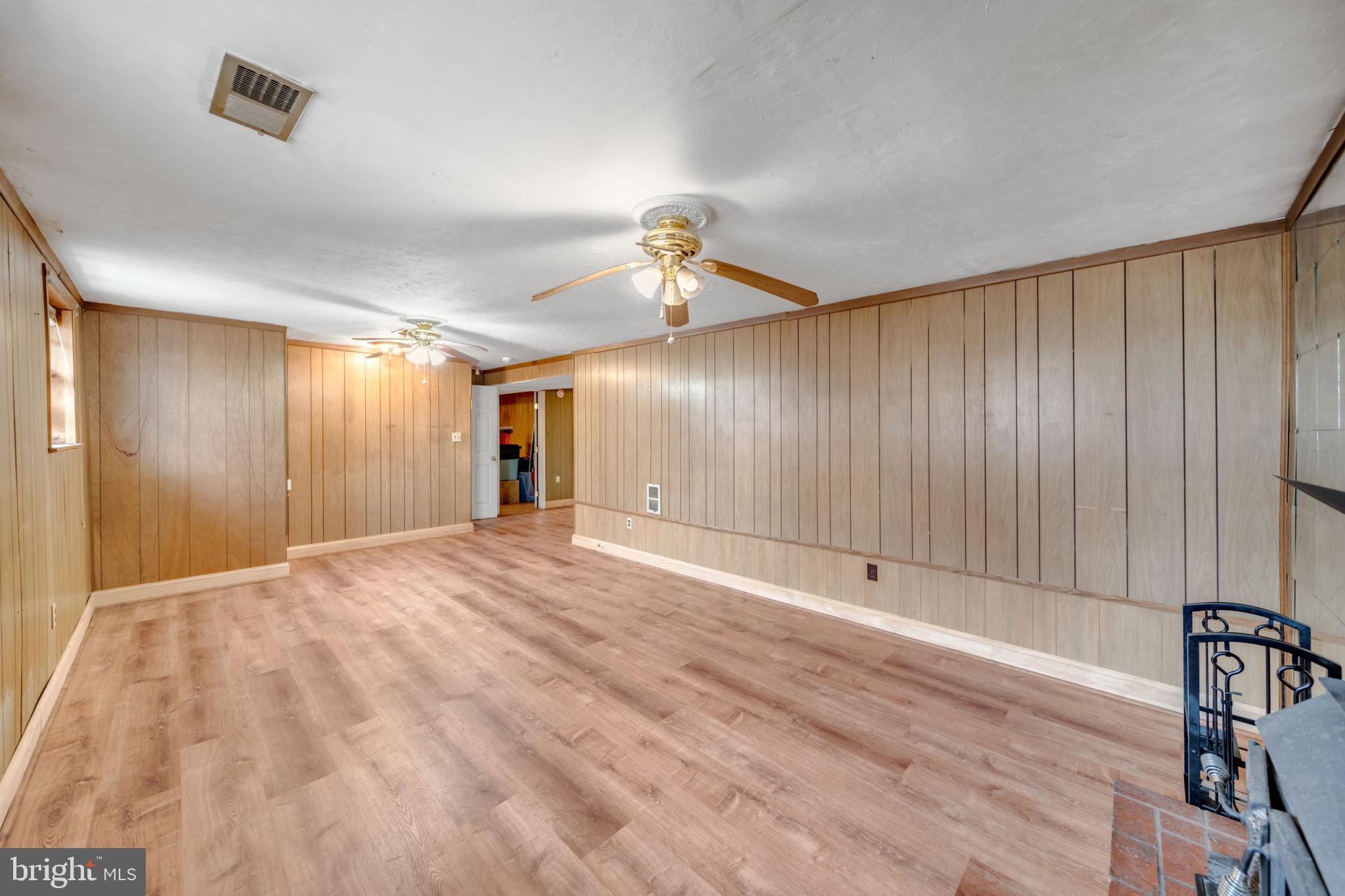 4554 Kinmount Road Lanham, MD 20706 - Photo 30 of 42