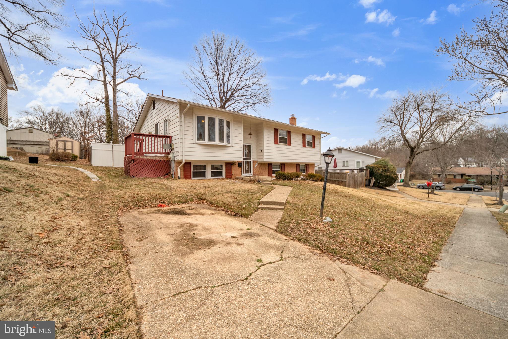 4554 Kinmount Road Lanham, MD 20706 - Photo 3 of 42