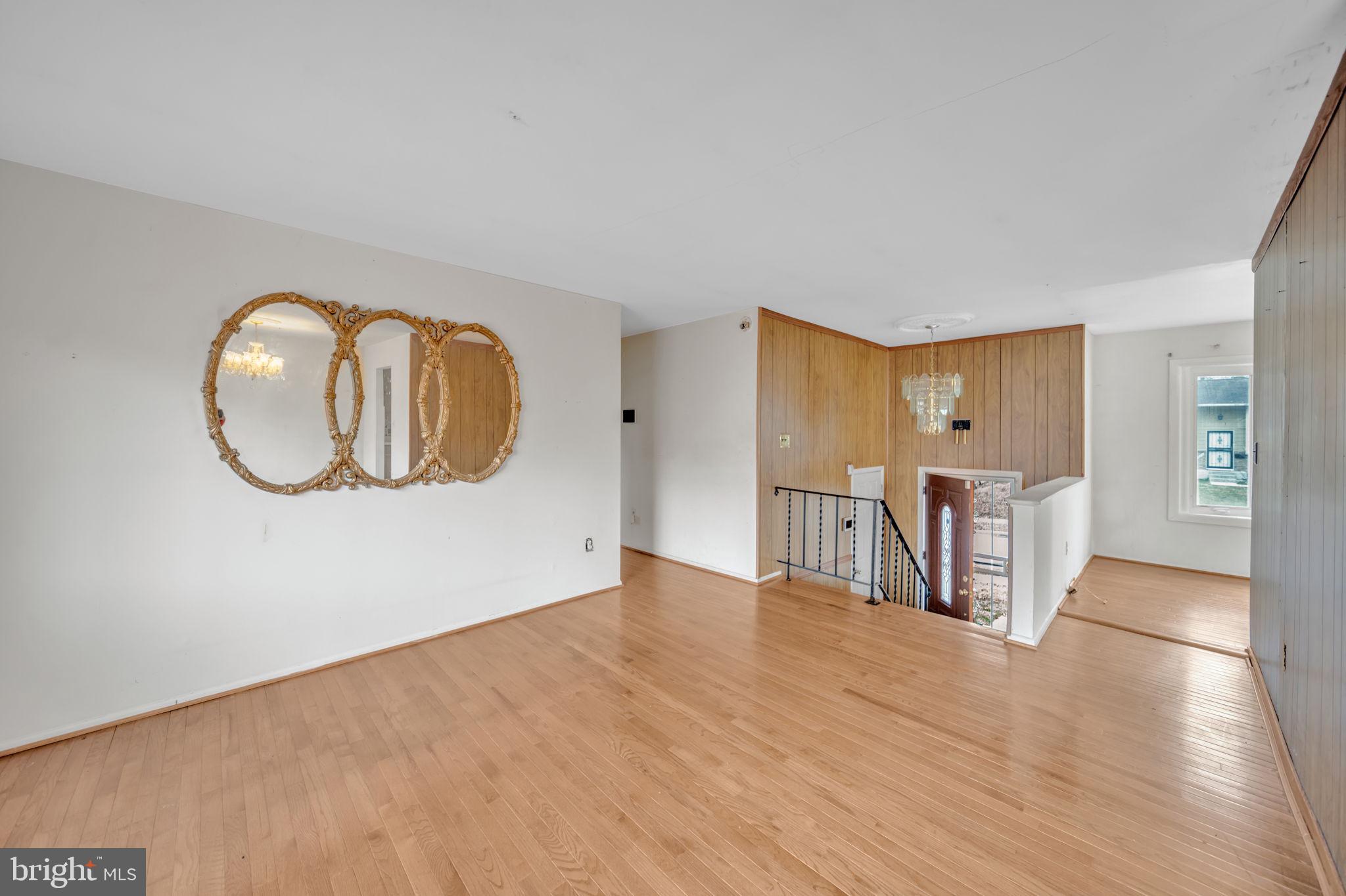 4554 Kinmount Road Lanham, MD 20706 - Photo 5 of 42