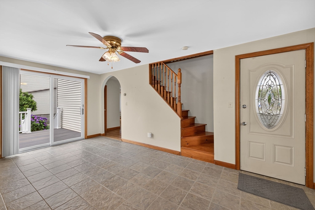 31 Oregon Street Fall River, MA 02720 - Photo 11 of 27