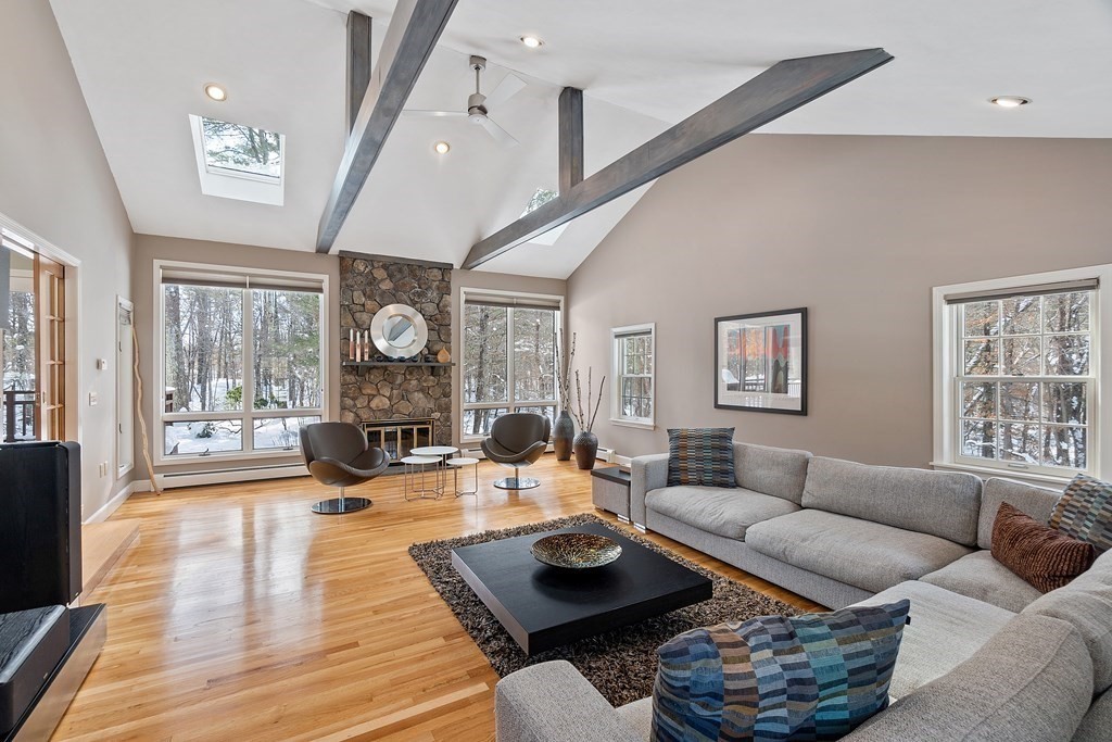 9 Mohawk Road Andover, MA 01810 - Photo 18 of 33 Gallery Image 18