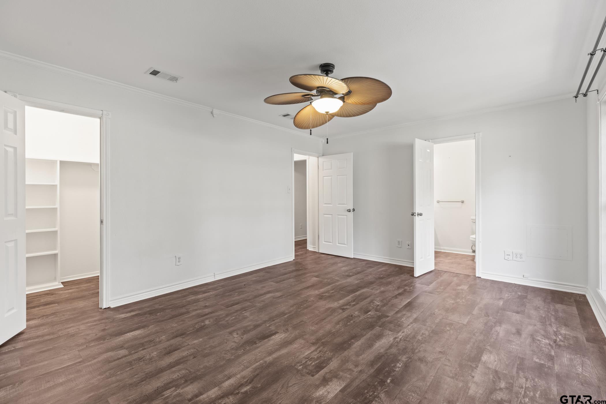 22741 County Road 448 Lindale, TX 75771 - Photo 29 of 48 an empty room with wooden floor