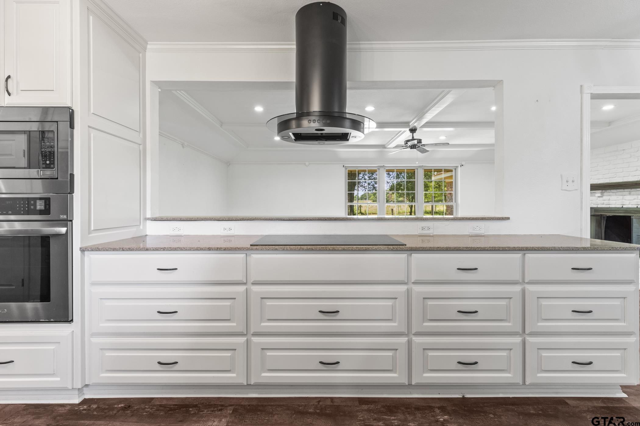 22741 County Road 448 Lindale, TX 75771 - Photo 35 of 48 a view of a dresser