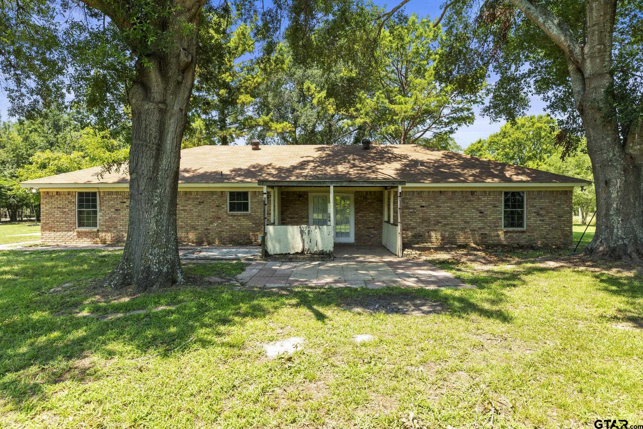 22741 County Road 448 Lindale, TX 75771 - Photo 8 of 48 front view of a house with a yard