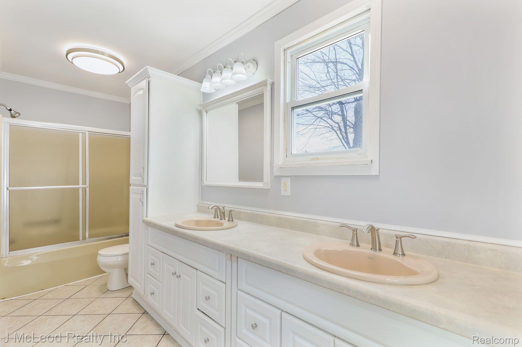 6005 Swaffer Road Millington, MI 48746 - Photo 17 of 34 Gallery Image 17