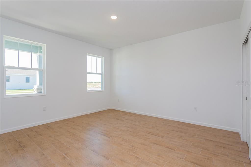 2908 Supermarine Road Tavares, FL 32778 - Photo 3 of 25 Gallery Image 3