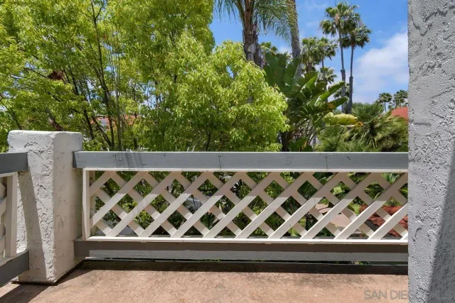 $3,150 | 9444 Twin Trails Drive, Unit 202, San Diego, CA 92129