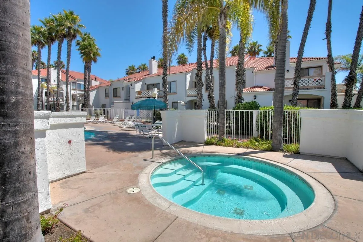 9444 Twin Trails Drive, Unit 202 San Diego, CA 92129 - Photo 26 of 30