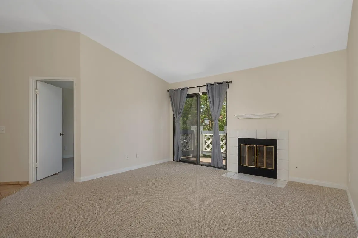 9444 Twin Trails Drive, Unit 202 San Diego, CA 92129 - Photo 8 of 30