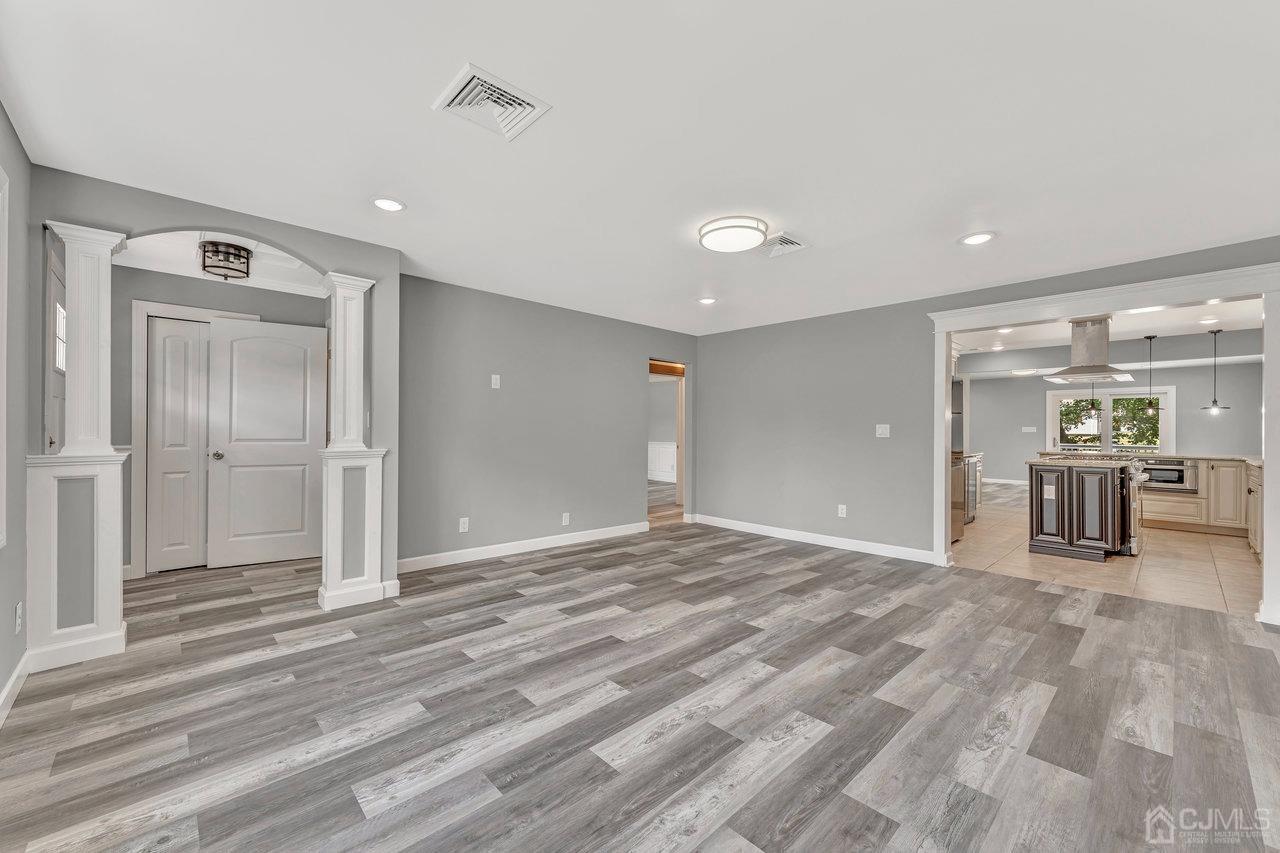 114 Morningside Road Colonia, NJ 07067 - Photo 7 of 27 a view of a livingroom with a furniture