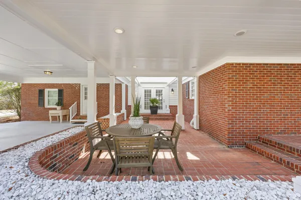 $799,000 | 429 State Rd S-26-570, Loris, SC 29569